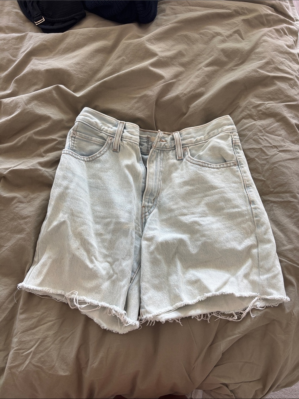 Levi’s ‘94 Baggy Shorts